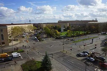 Columbia Am Platz Der Luftbruecke 3* Berlim