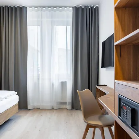 Hotel Columbia Am Platz Der Luftbruecke