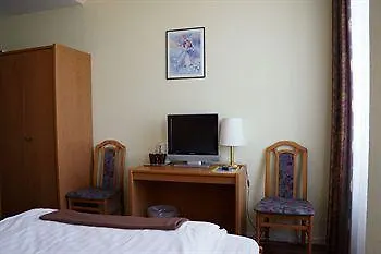 Columbia Hotel 3*